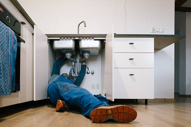 Professional Plumbing technician working in Piney Fork, OH